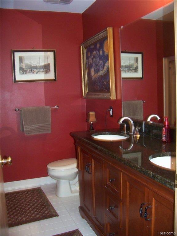 49406 Monte Road New Baltimore, MI 48047 - Photo 18 of 25 100_3478.JPG