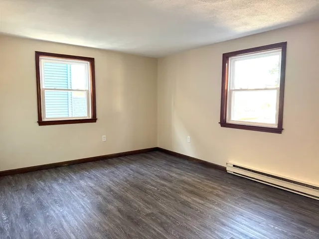 $2,550 | 484 Western Avenue, Unit B4, Lynn, MA 01902