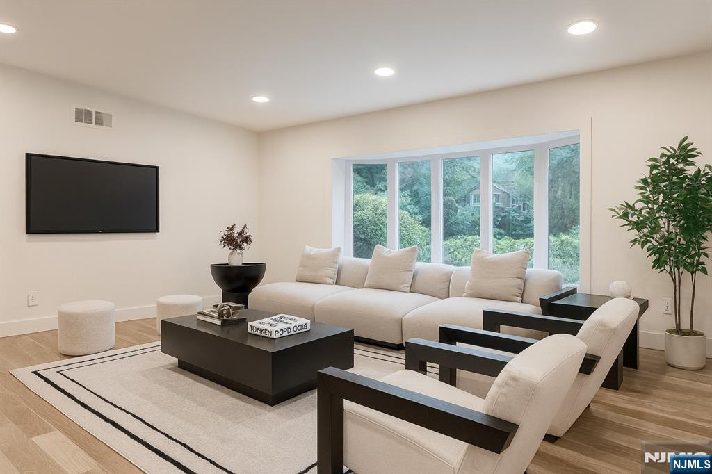 46 Overlook Road Alpine, NJ 07620 - Photo 6 of 19