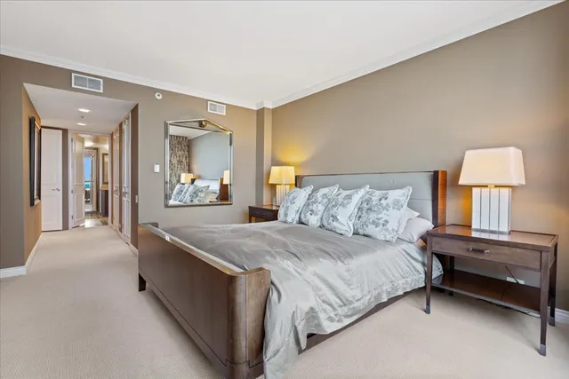 $1,024,500 | 180 East Pearson Street, Unit 4002, Chicago, IL 60611