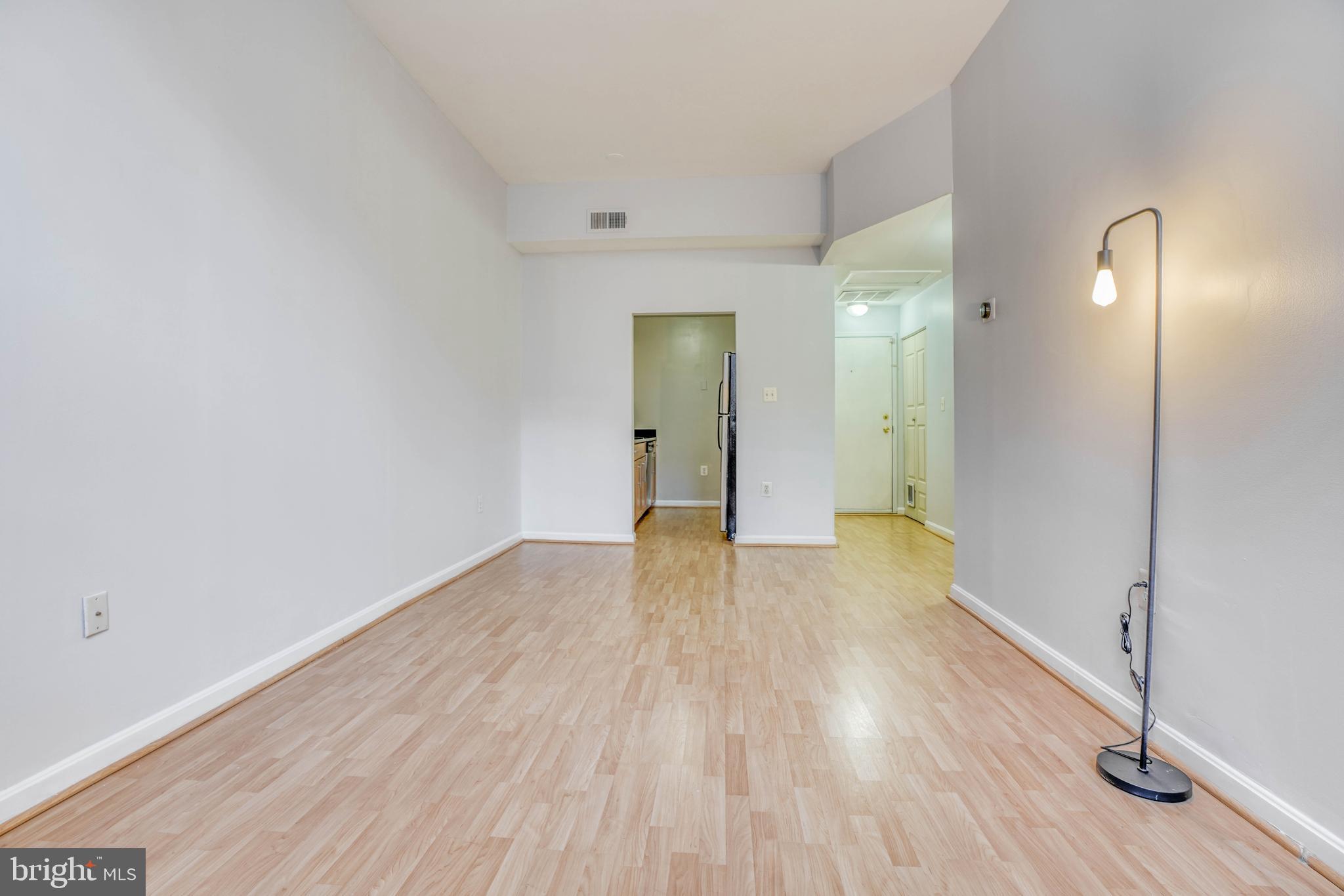 1011 Hunter Street, Unit G1 Baltimore, MD 21202 - Photo 7 of 17 Living Room towards Kitchen