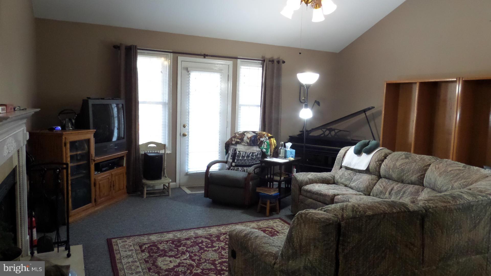2920 Buck Hill Road Gerrardstown, WV 25420 - Photo 7 of 26 Living Room
