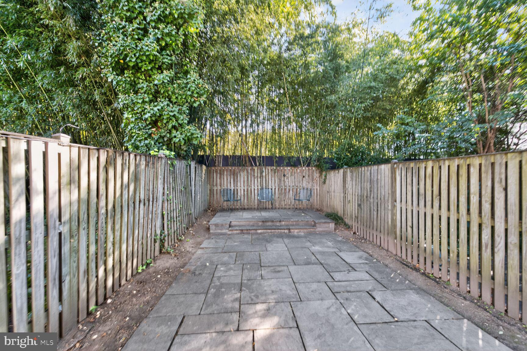 1511 34th Street Northwest Washington, DC 20007 - Photo 30 of 30 a view of wooden fence