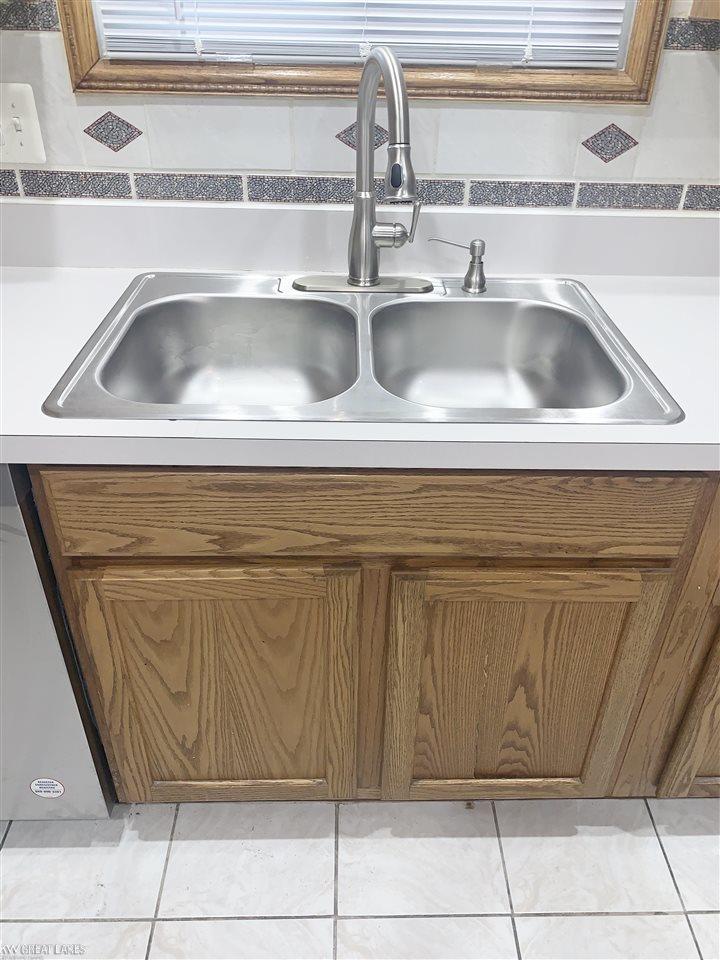 18970 Frazho Road Roseville, MI 48066 - Photo 21 of 53