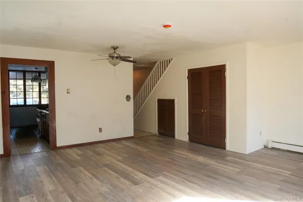 $385,000 | 166 Halgren Crescent, Haverstraw, NY 10927