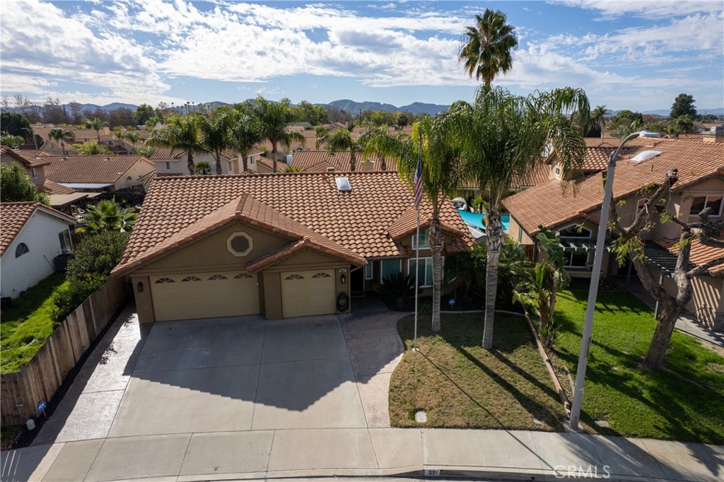 591 Gladiola Street Hemet, CA 92545 - Photo 7 of 49