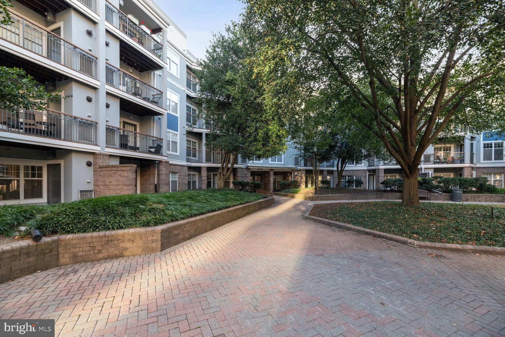 5573 Seminary Road, Unit 413 Falls Church, VA 22041 - Photo 3 of 24 Building 5573