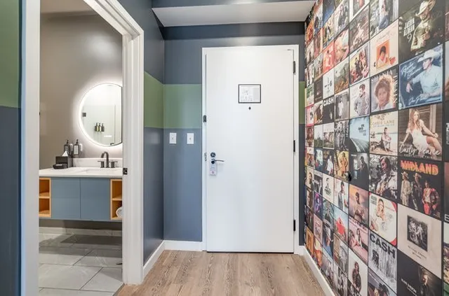 $619,900 | 50 Music Square West, Unit 218, Nashville, TN 37203