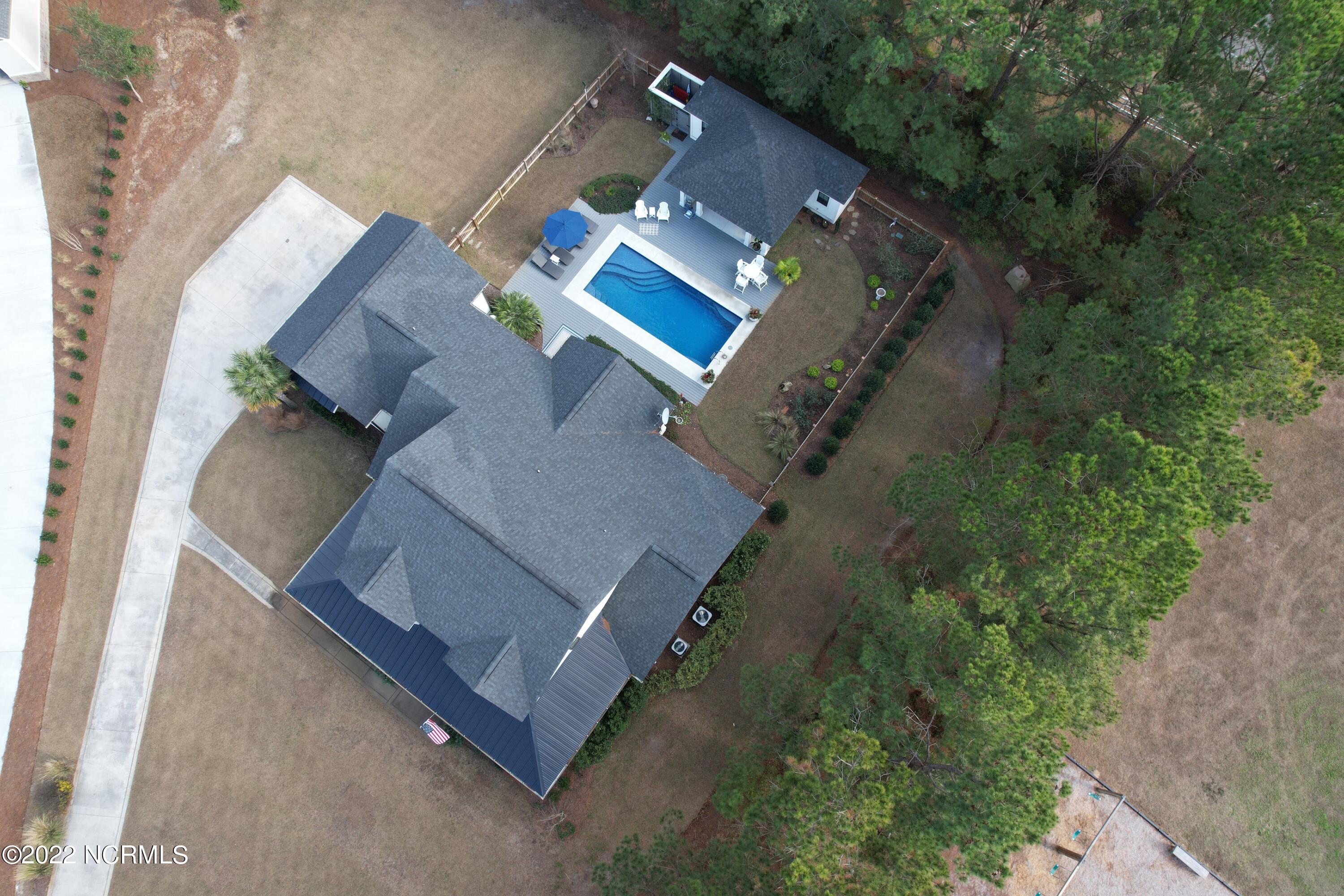 110 Sundance Circle Hampstead, NC 28443 - Photo 3 of 4 Photo_1080296142_DJI_718_jpg_9334586_0_2