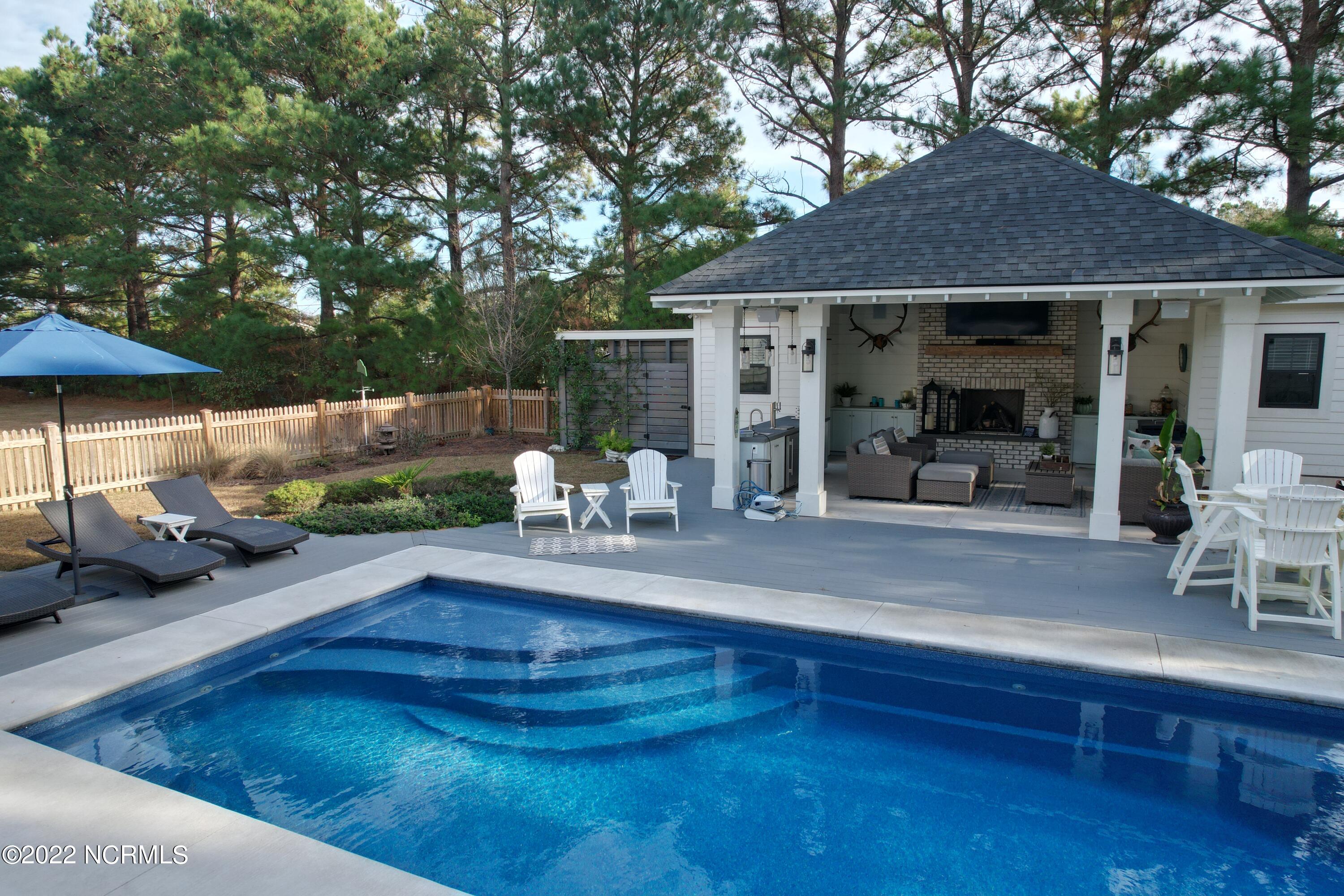 110 Sundance Circle Hampstead, NC 28443 - Photo 4 of 4 Photo_1080296161_DJI_737_jpg_9879850_0_2