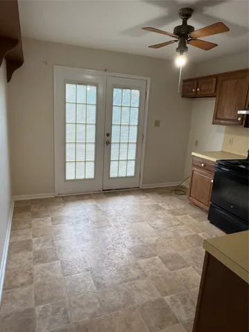 $1,400 | 1521 Crestmont Street, Wharton, TX 77488