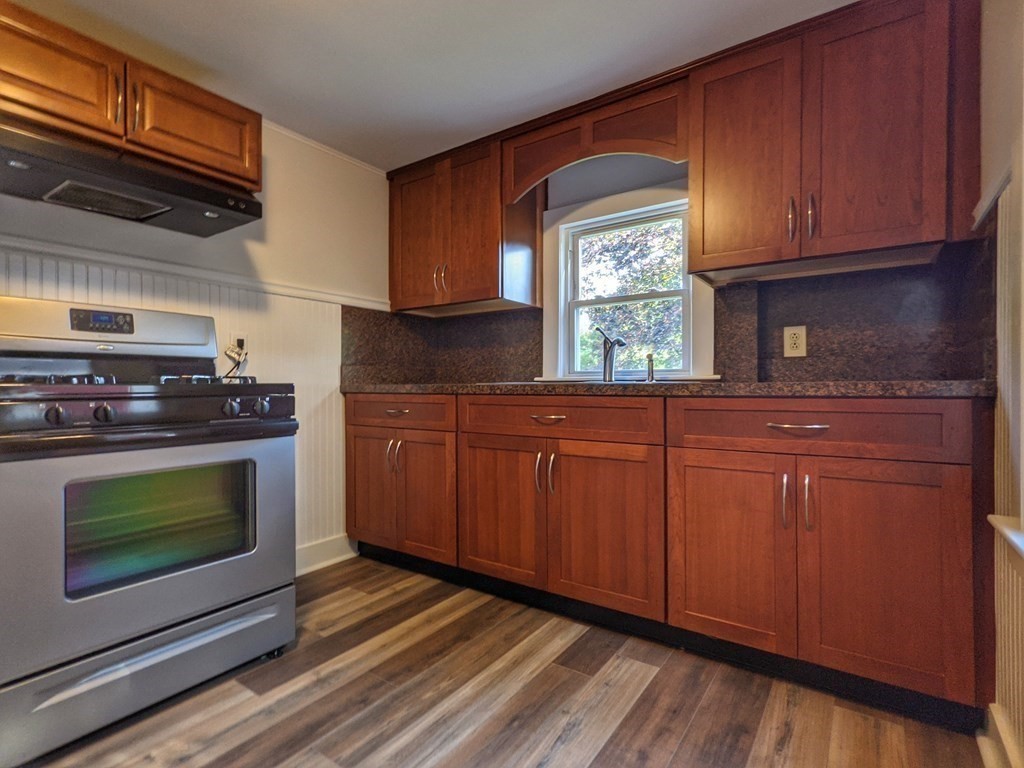 25 Swifts Beach Road Wareham, MA 02571 - Photo 11 of 26