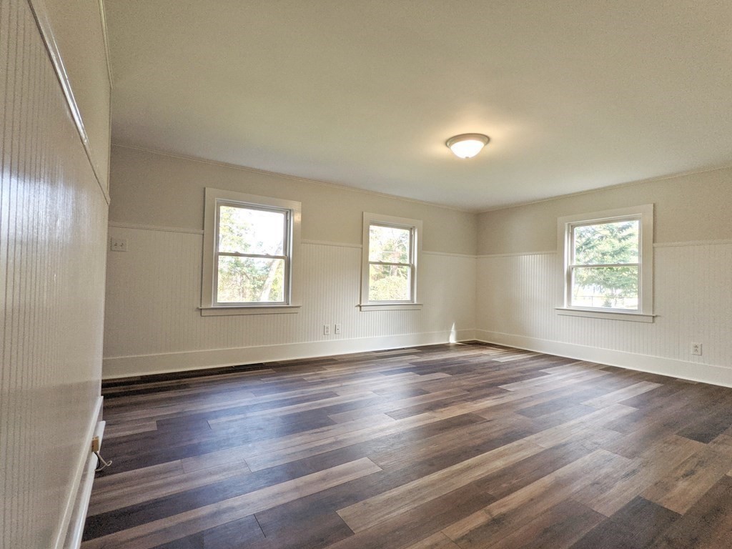 25 Swifts Beach Road Wareham, MA 02571 - Photo 12 of 26