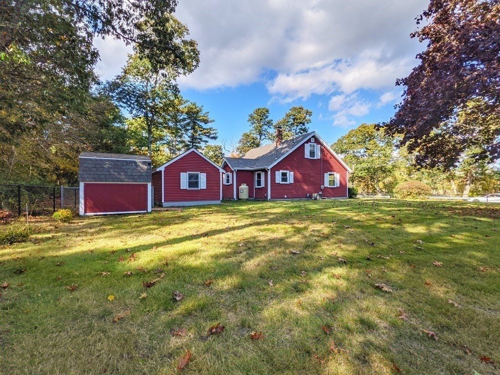 25 Swifts Beach Road Wareham, MA 02571 - Photo 8 of 26