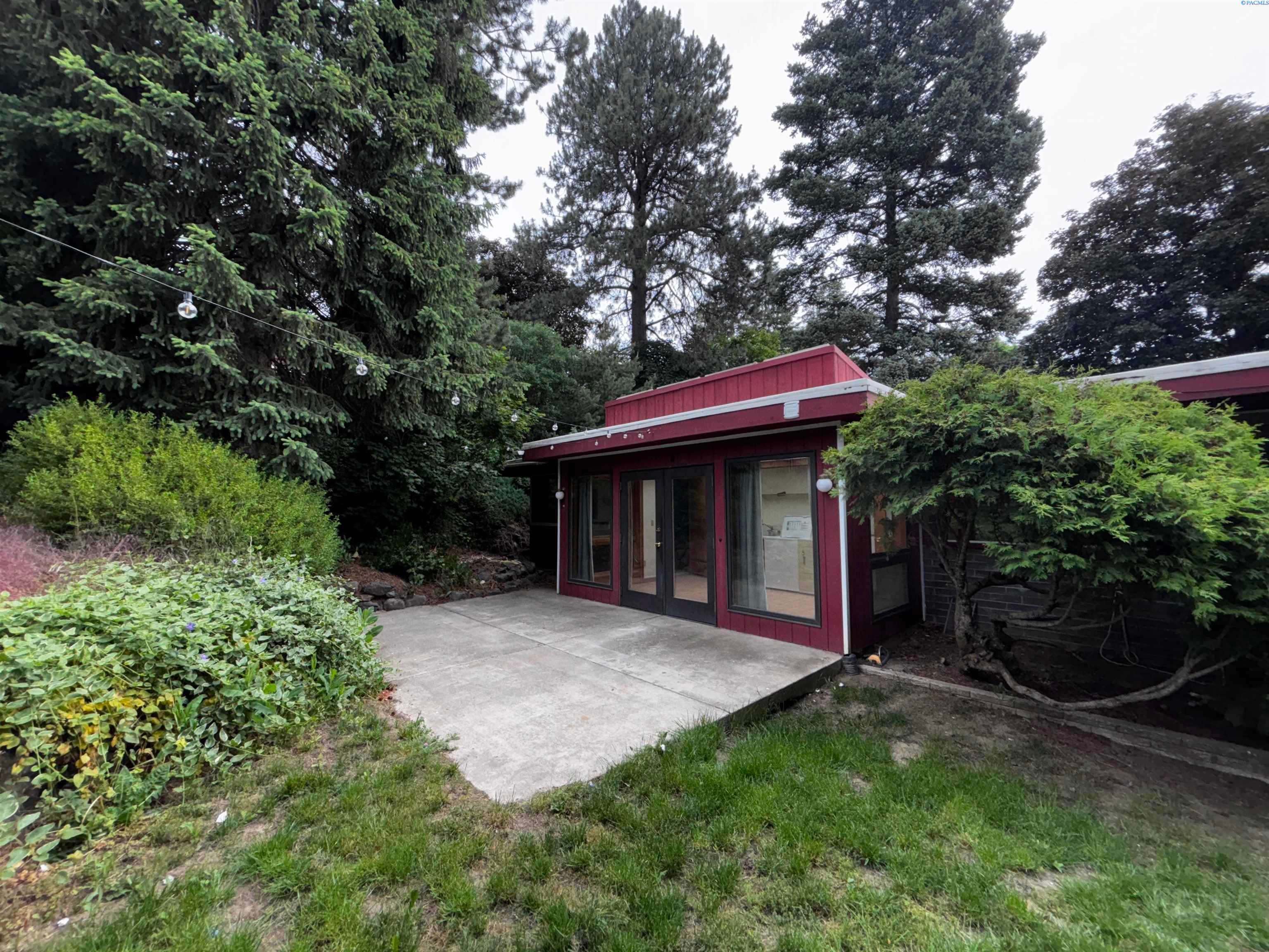 1630 Northeast Gaines Road Pullman, WA 99163 - Photo 20 of 21 Gallery Image 20