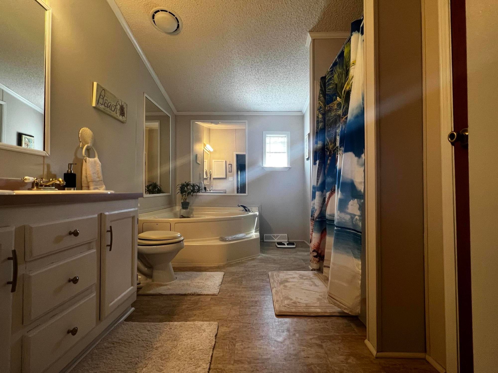 10733 Chase Bridge Road Roscommon, MI 48653 - Photo 13 of 26 Gallery Image 13