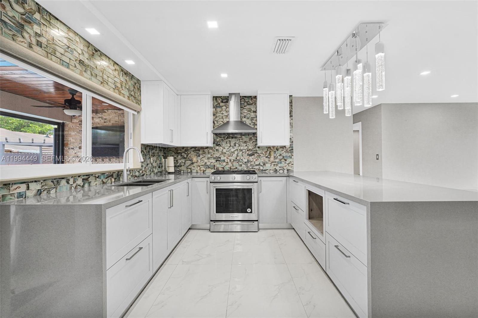 4225 Southwest 133rd Court Miami, FL 33175 - Photo 6 of 53