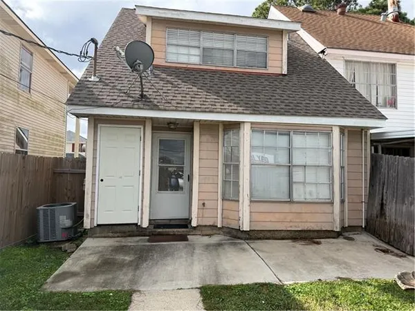 $115,000 | 4107 Lac Saint Pierre Drive, Harvey, LA 70058