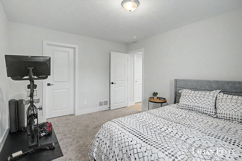 8825 Emerado Road Jenison, MI 49428 - Photo 37 of 59 3X0A6096