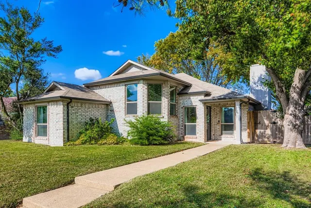 $330,000 | 7713 Salzburg Drive, Rowlett, TX 75089