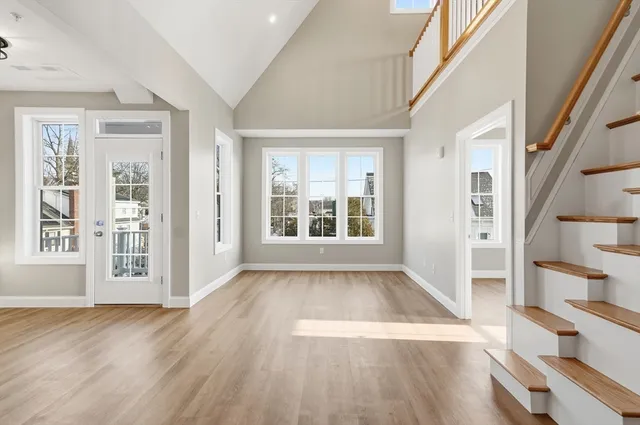 $379,000 | 8 Vine Street, Unit 5, Haverhill, MA 01830