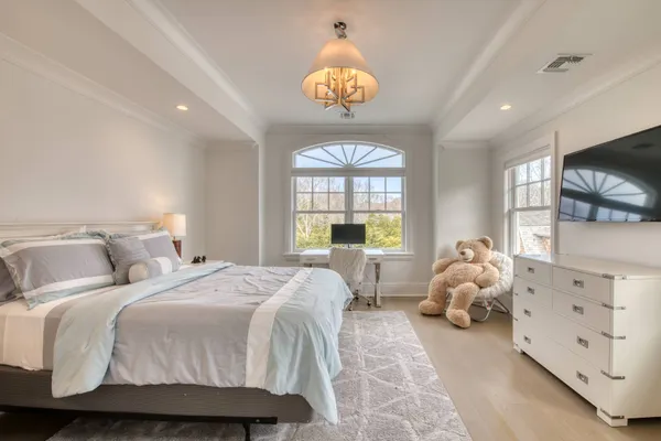 $175,000 | 134 Hills Station Road, Southampton, NY 11968