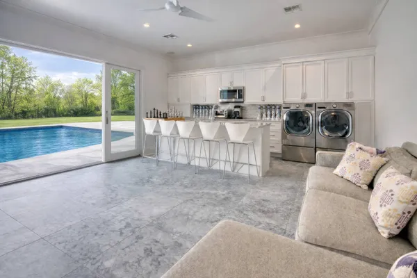 $175,000 | 134 Hills Station Road, Southampton, NY 11968