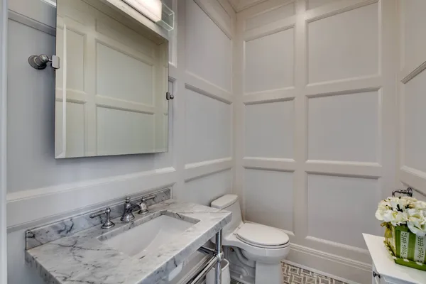 $175,000 | 134 Hills Station Road, Southampton, NY 11968