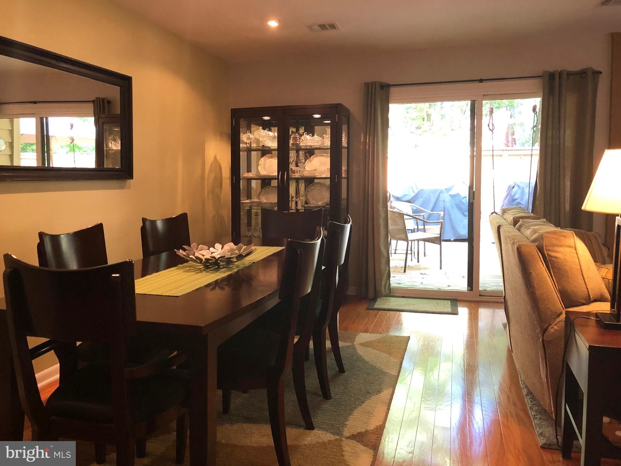1932 Winterport Cluster Reston, VA 20191 - Photo 15 of 51 Walk out to large fenced in back deck!