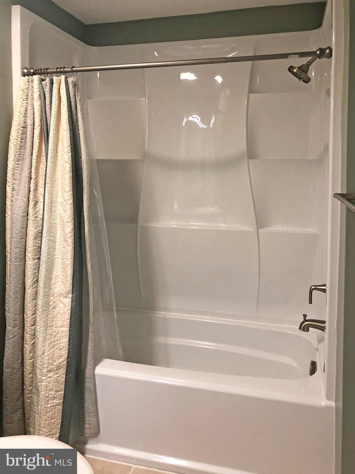 1932 Winterport Cluster Reston, VA 20191 - Photo 36 of 51 New shower and tub too!