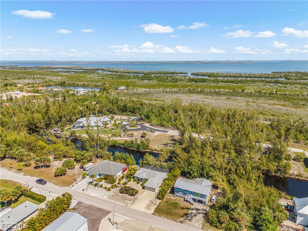 3852 Stabile Road St. James City, FL 33956 - Photo 25 of 27 a view of an ocean and beach