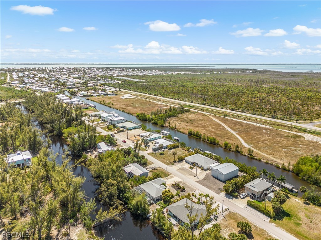 3852 Stabile Road St. James City, FL 33956 - Photo 27 of 27 a view of an ocean and beach