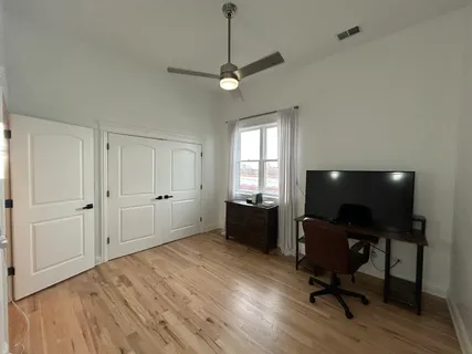 $435,000 | 3945 South Ellis Avenue, Unit 3N, Chicago, IL 60653