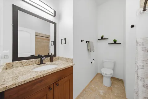 $435,000 | 3945 South Ellis Avenue, Unit 3N, Chicago, IL 60653