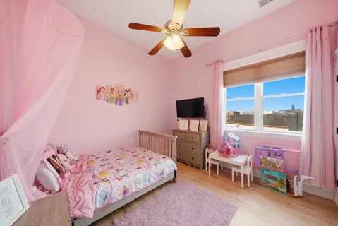 $435,000 | 3945 South Ellis Avenue, Unit 3N, Chicago, IL 60653