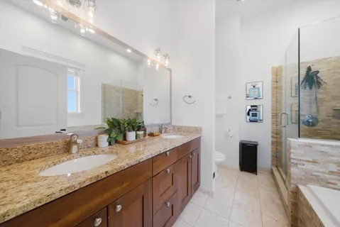 $435,000 | 3945 South Ellis Avenue, Unit 3N, Chicago, IL 60653