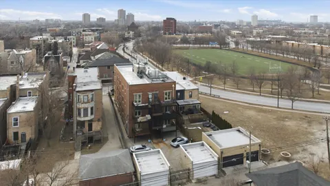 $435,000 | 3945 South Ellis Avenue, Unit 3N, Chicago, IL 60653