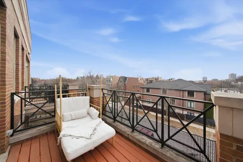 $435,000 | 3945 South Ellis Avenue, Unit 3N, Chicago, IL 60653