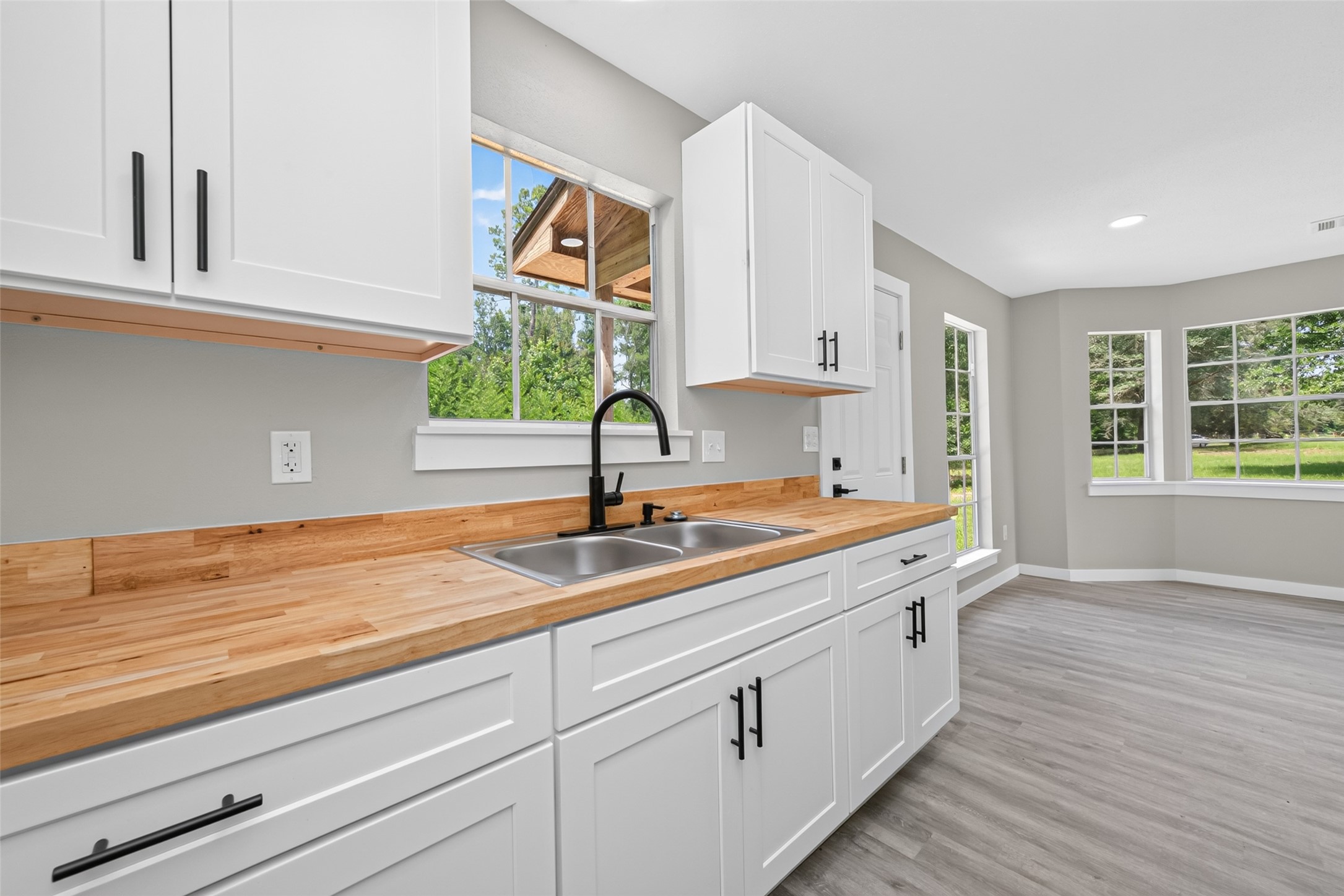 1241 Moody Road Cleveland, TX 77328 - Photo 13 of 47