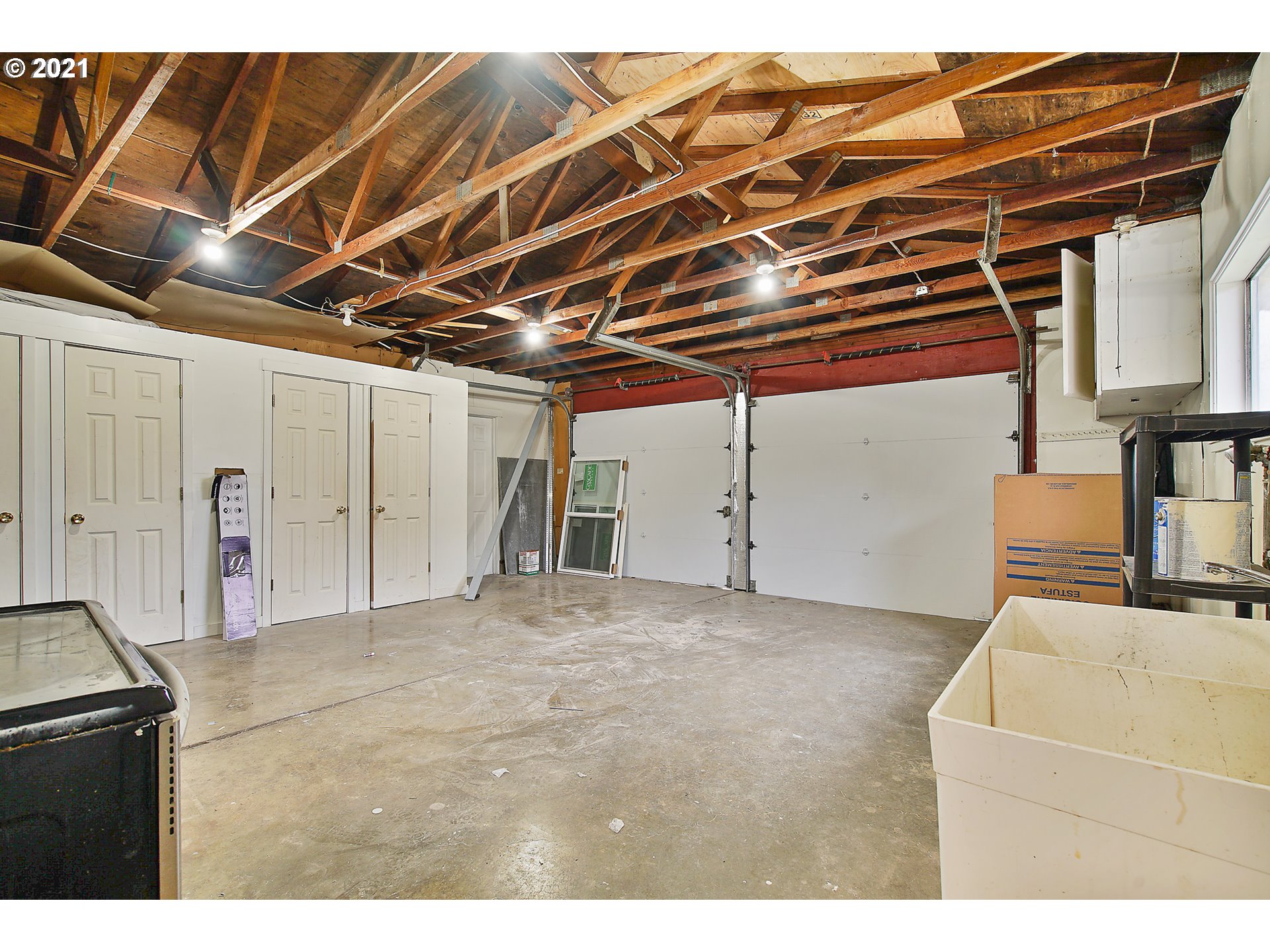 19319 Northeast Couch Street Portland, OR 97230 - Photo 25 of 25