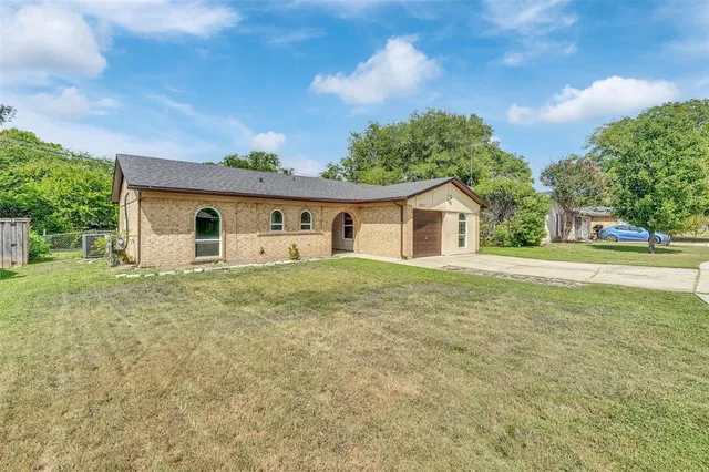 $1,900 | 6421 Perdido Drive, Watauga, TX 76148