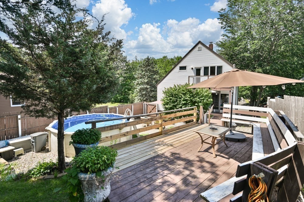 25 Ledge Street Melrose, MA 02176 - Photo 38 of 42