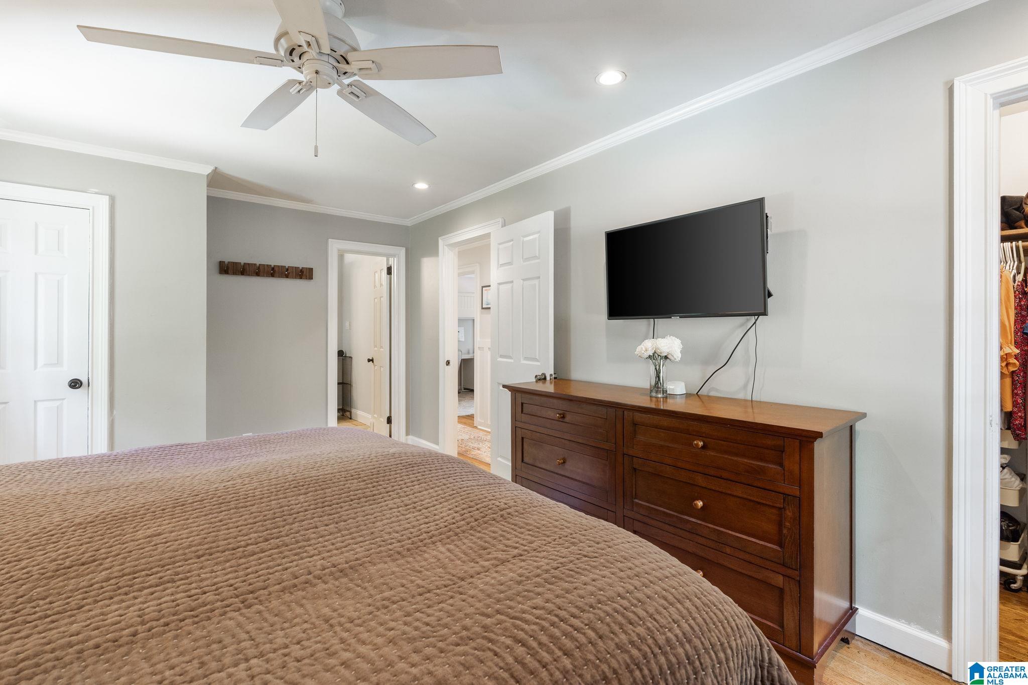 2736 Cherokee Road Mountain Brook, AL 35216 - Photo 21 of 48 Gallery Image 21