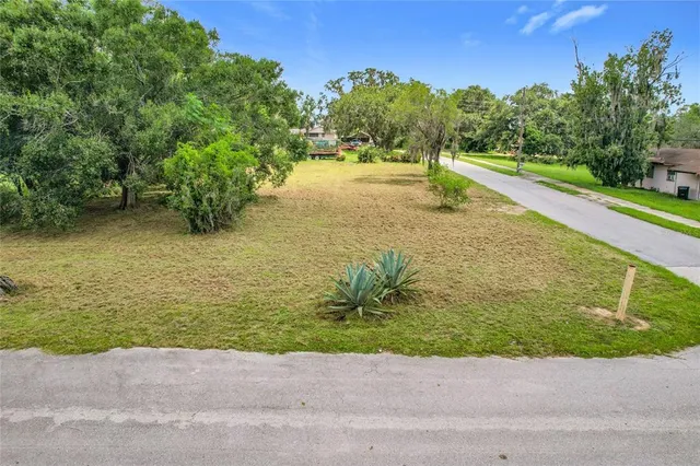 $34,900 | 914 Harrell Avenue, Frostproof, FL 33843