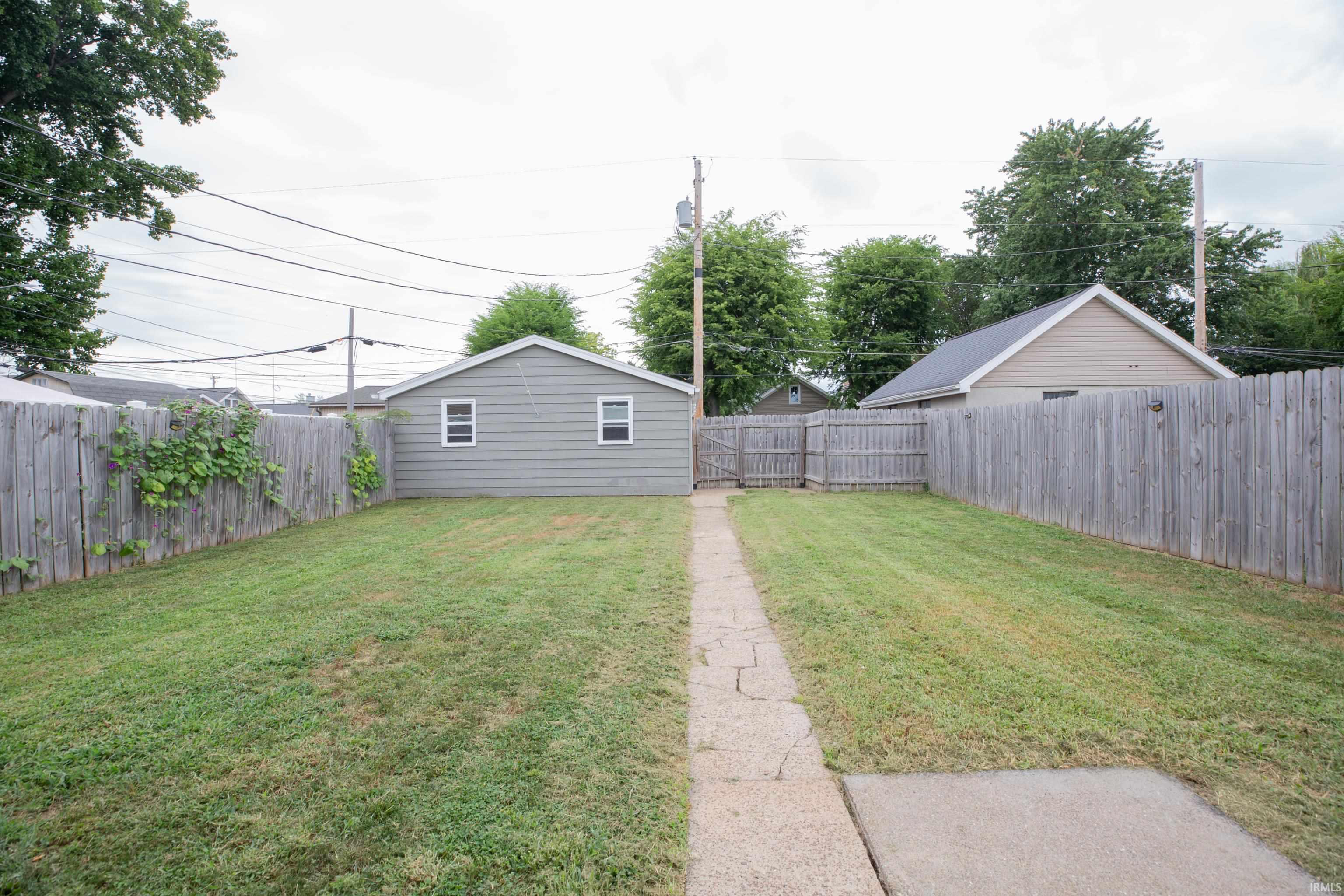 620 Maxwell Avenue Evansville, IN 47711 - Photo 15 of 17