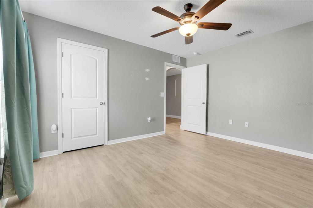 910 Aspen View Circle Groveland, FL 34736 - Photo 25 of 33