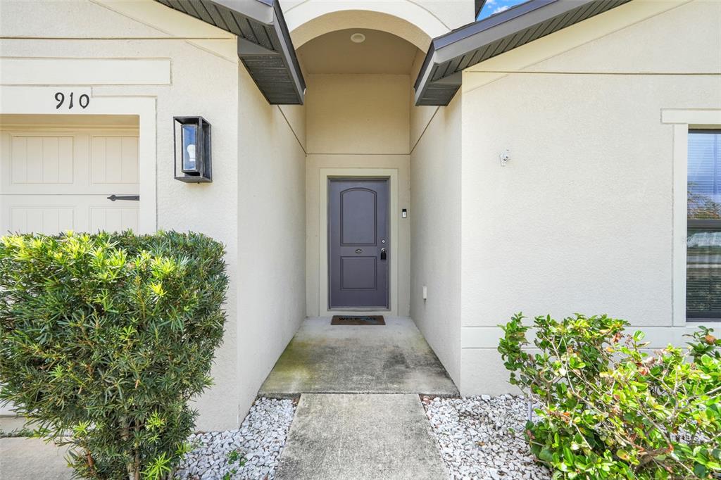 910 Aspen View Circle Groveland, FL 34736 - Photo 5 of 33