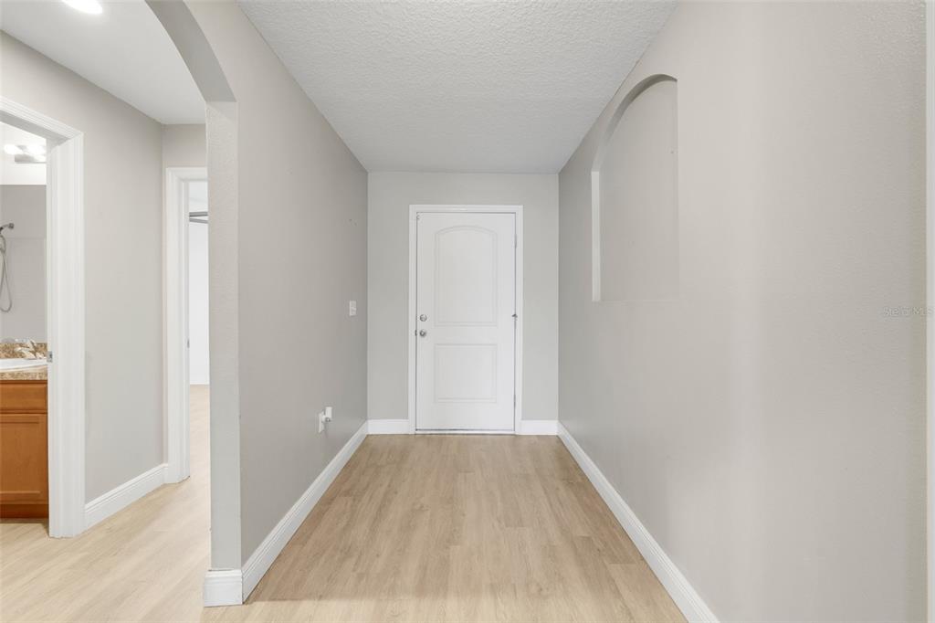 910 Aspen View Circle Groveland, FL 34736 - Photo 6 of 33