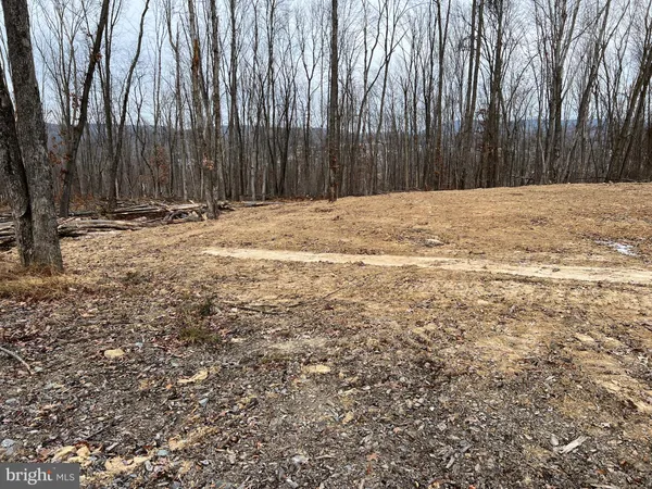 $540,000 | 880 Phoenix Lane, Mill Hall, PA 17751