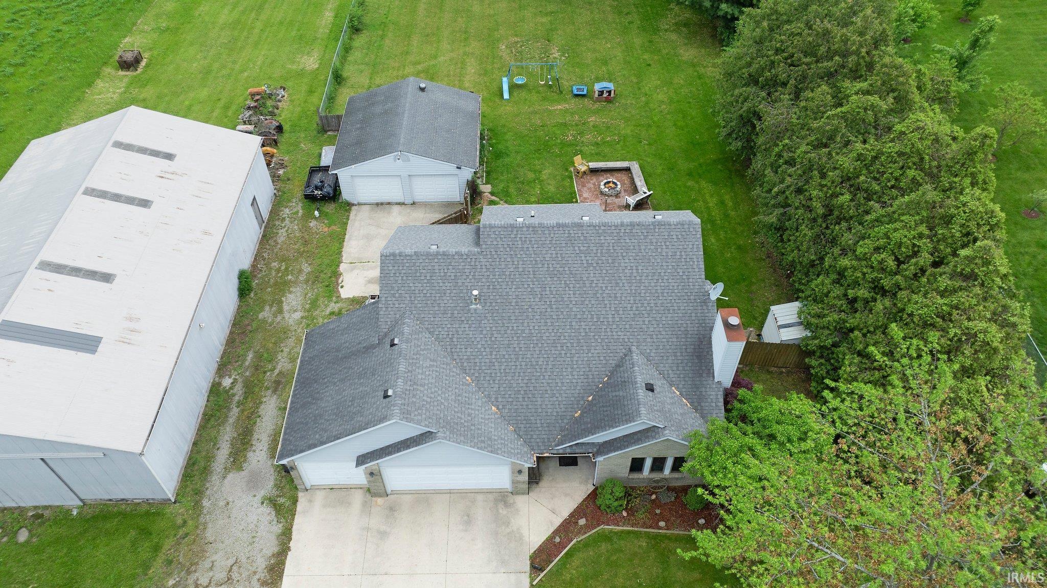 12008 Coldwater Road Fort Wayne, IN 46845 - Photo 12 of 36
